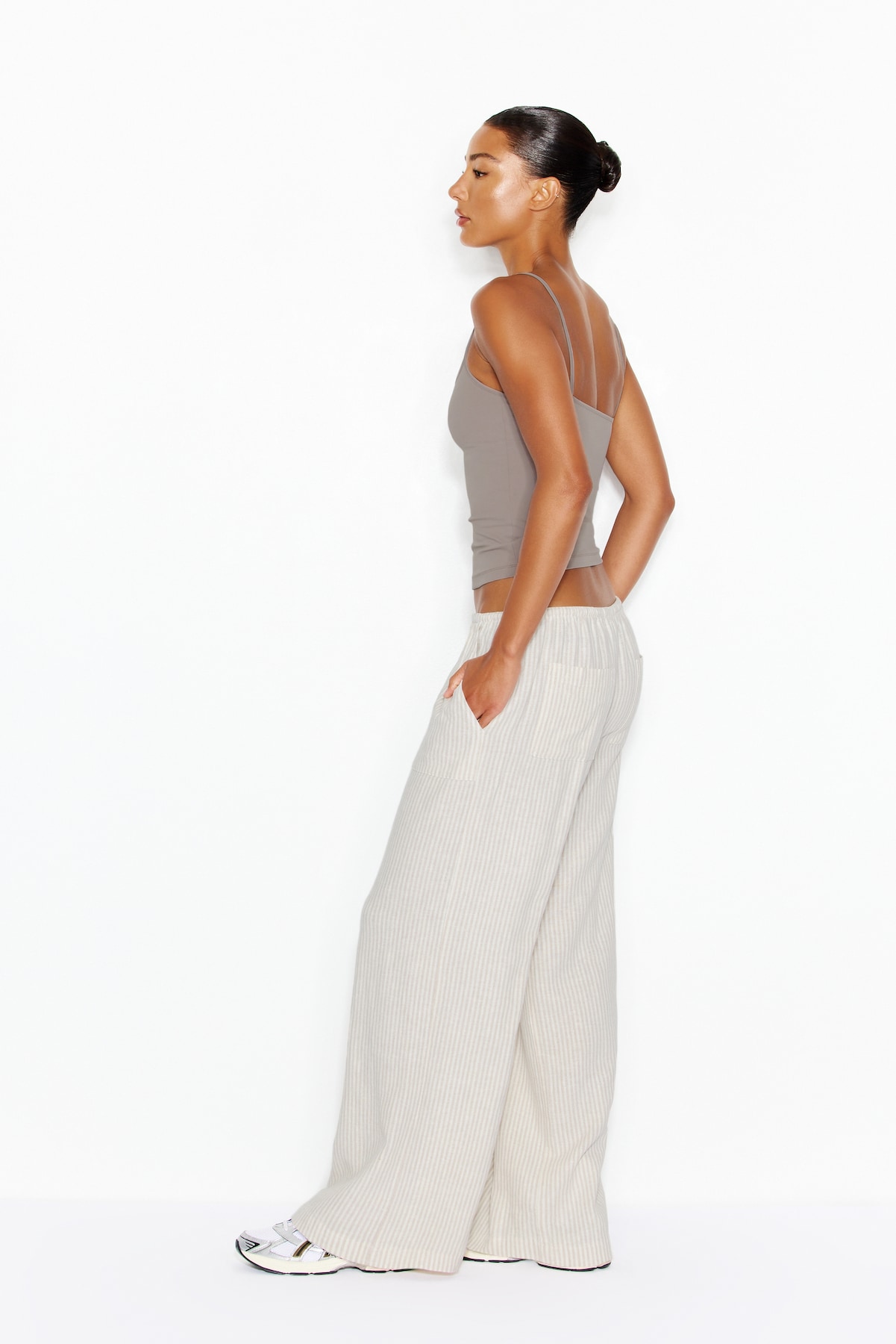 Alternative view of Millie Linen Pull-On Pants
